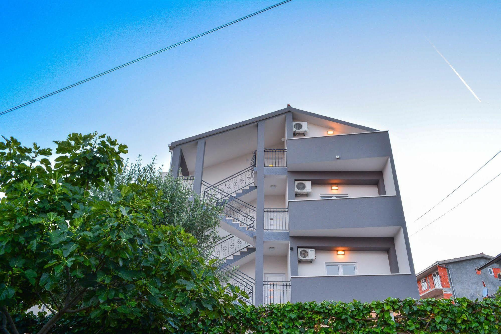 Luxury Apartments Villa Tea Trogir Extérieur photo